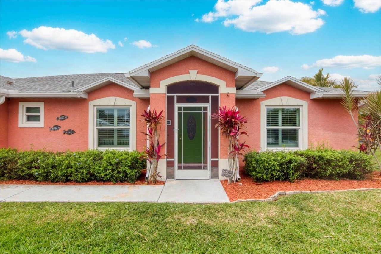 1844 SW Renfro Street, Port Saint Lucie, FL 34953 Photo