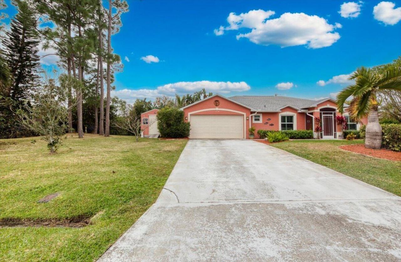 1844 SW Renfro Street, Port Saint Lucie, FL 34953 Photo