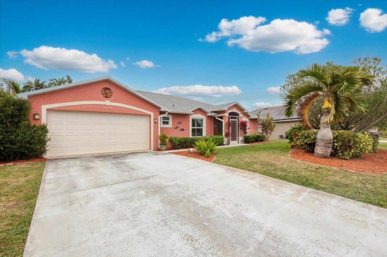 1844 SW Renfro Street, Port Saint Lucie, FL 34953 Photo