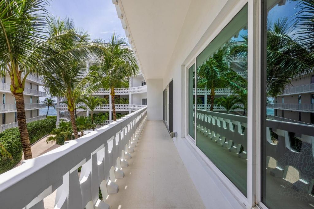 300 S Ocean Boulevard, Unit 3f & 3, Palm Beach, FL 33480 Photo