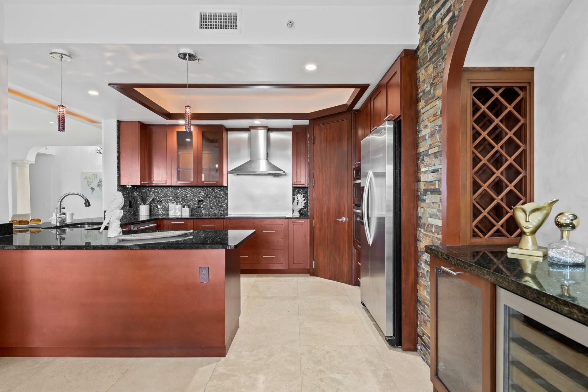 2401 N Ocean Boulevard, Unit 702, Fort Lauderdale, FL 33305 Photo