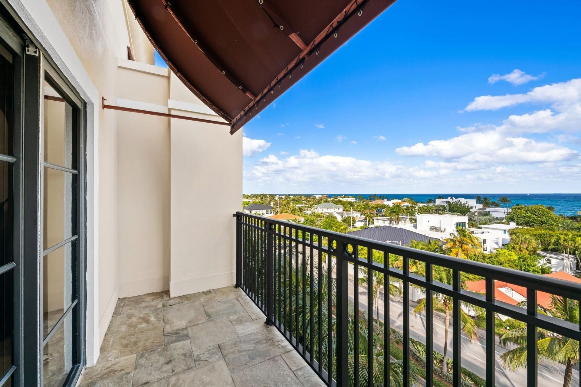 2401 N Ocean Boulevard, Unit 702, Fort Lauderdale, FL 33305 Photo