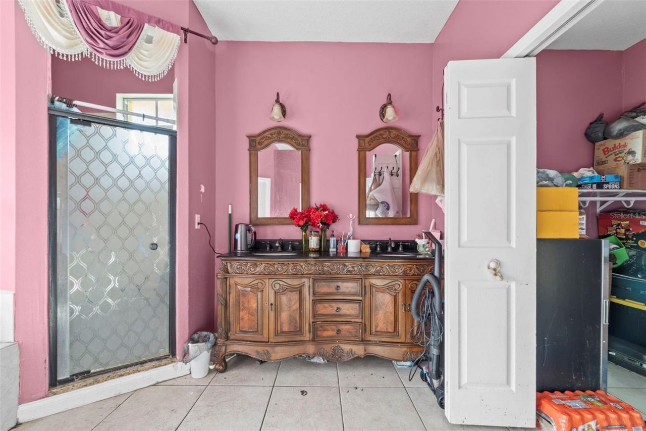 7419 Savannah Lane, Tampa, FL 33637 Photo