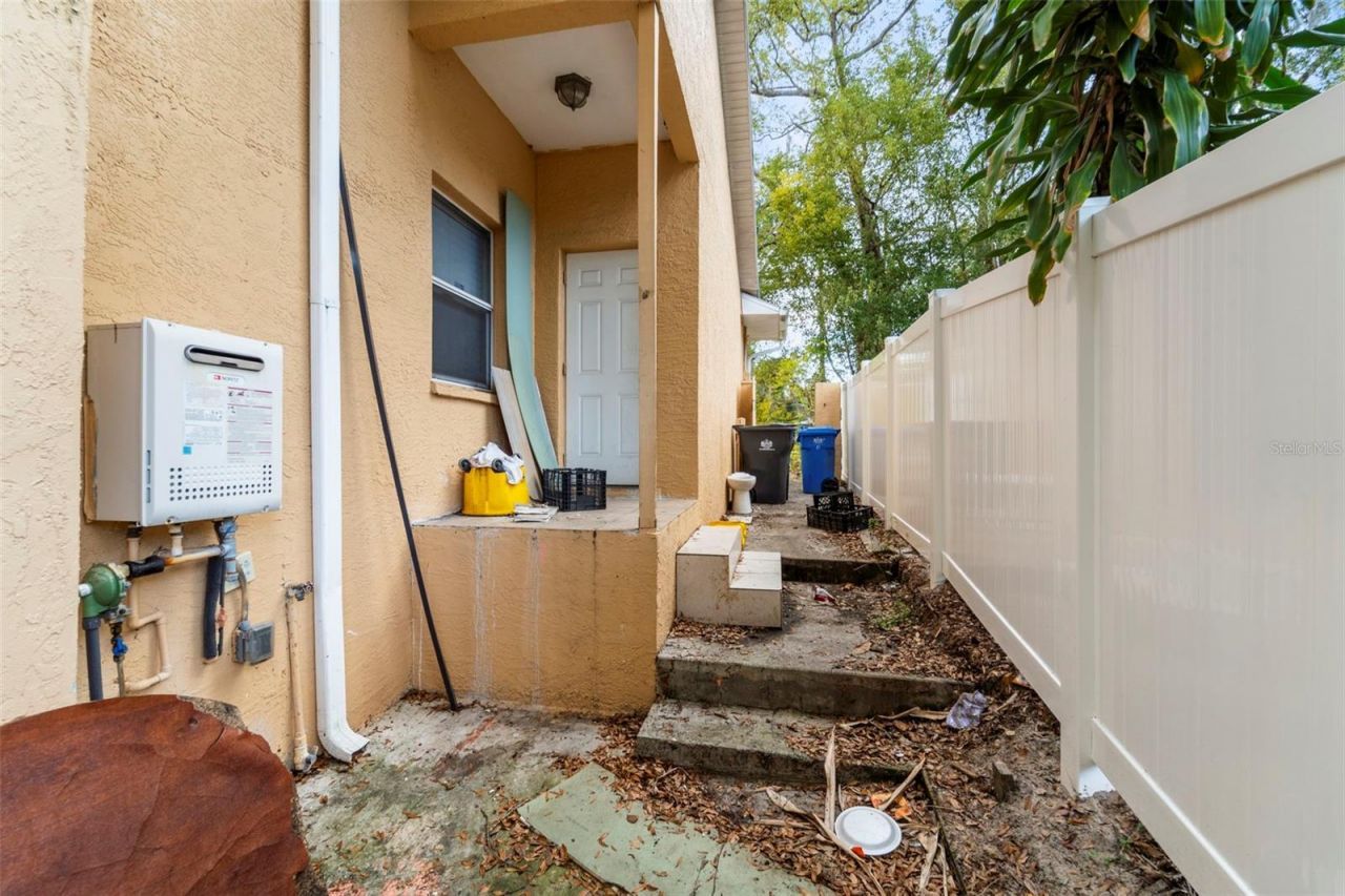 7419 Savannah Lane, Tampa, FL 33637 Photo