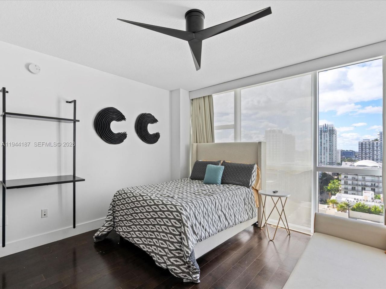 665 NE 25th St , Unit 1101, Miami, FL 33137 Photo