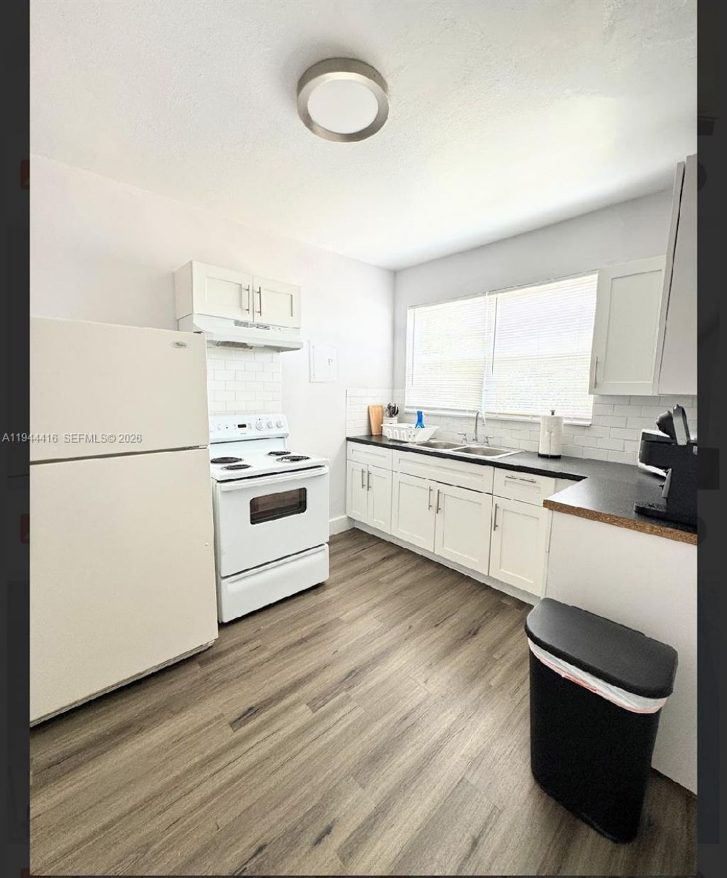 1821 NW 33rd St, Miami, FL 33142 Photo