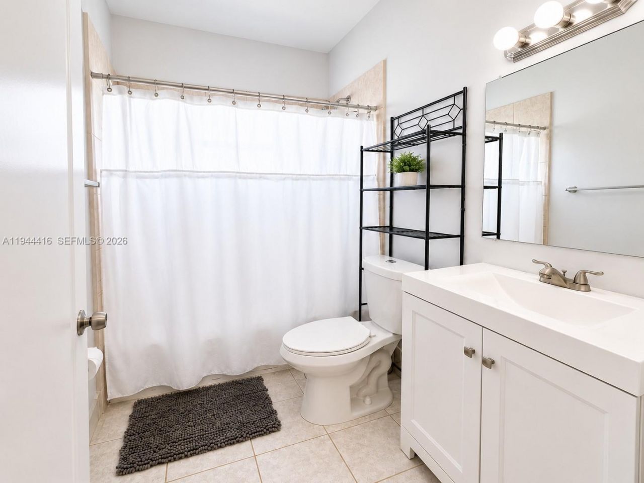 1821 NW 33rd St, Miami, FL 33142 Photo