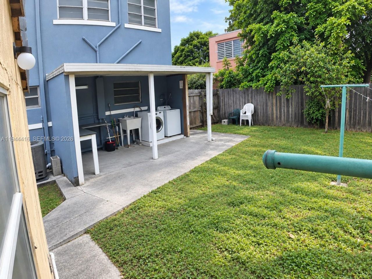 1821 NW 33rd St, Miami, FL 33142 Photo