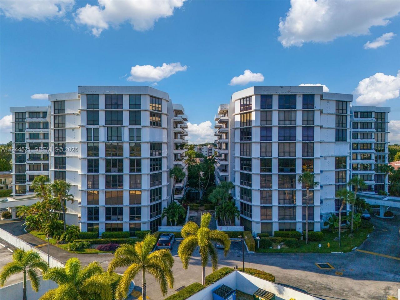 13953 Kendale Lakes Cir, Unit 608B, Miami, FL 33183 Photo