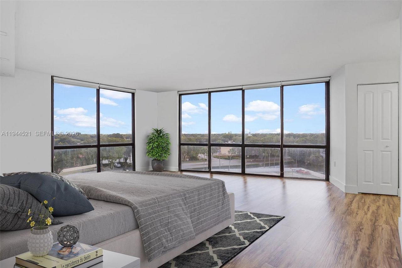 13953 Kendale Lakes Cir, Unit 608B, Miami, FL 33183 Photo