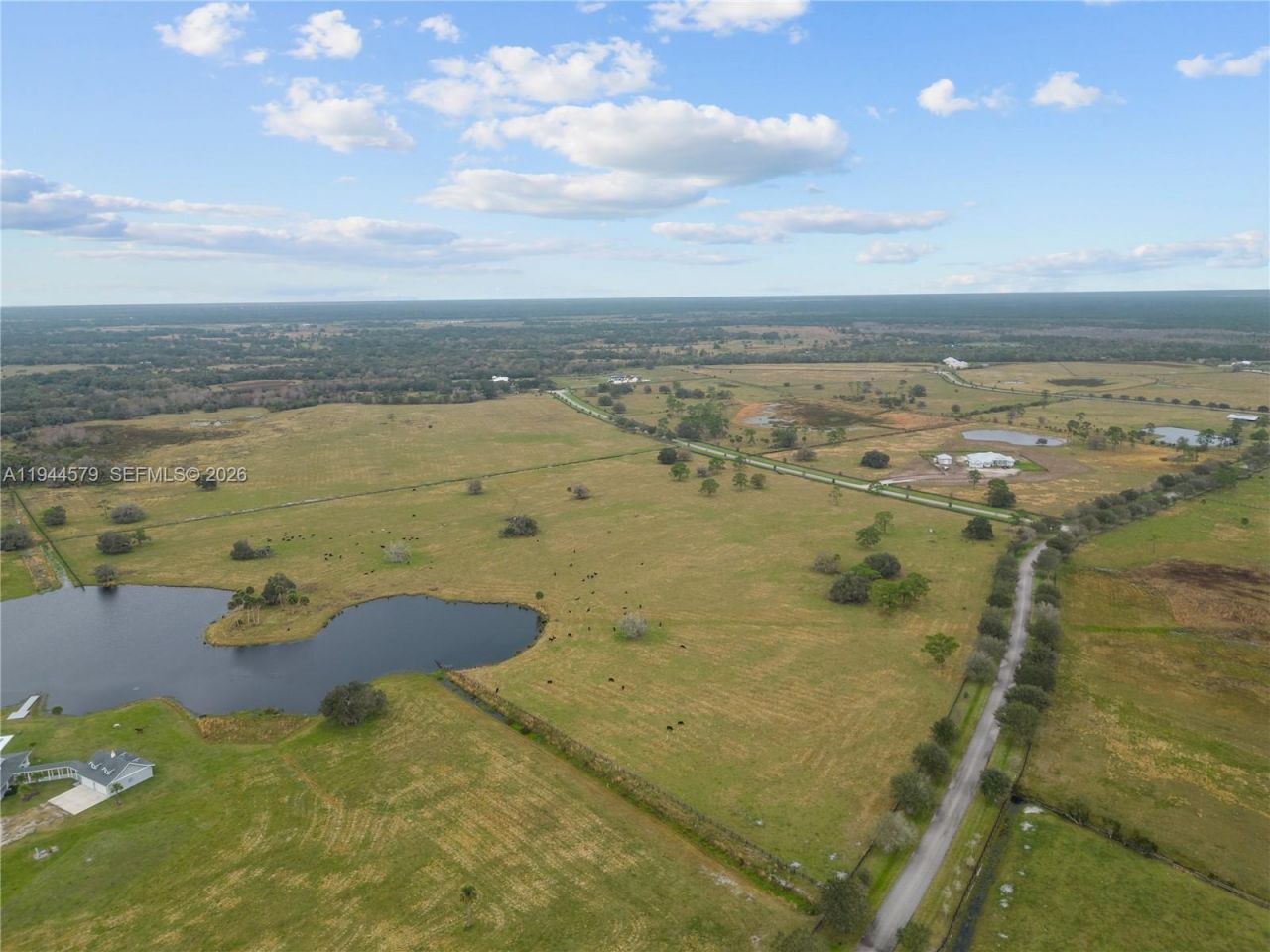 25750 SW Jockeys Run, Okeechobee, FL 34974 Photo