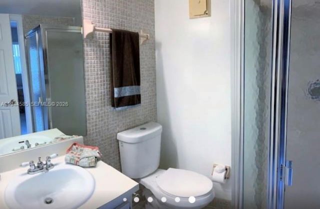 201 178th Dr, Unit 415, Sunny Isles Beach, FL 33160 Photo