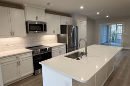 1307 Pleasant View Dr photo 4