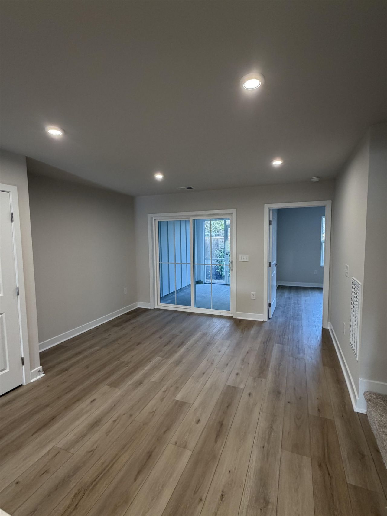 1307 Pleasant View Dr Photo 5