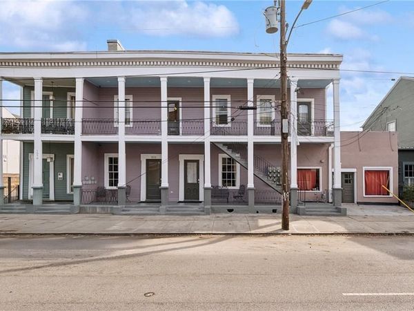 1578 MAGAZINE Street, New Orleans, LA 70130