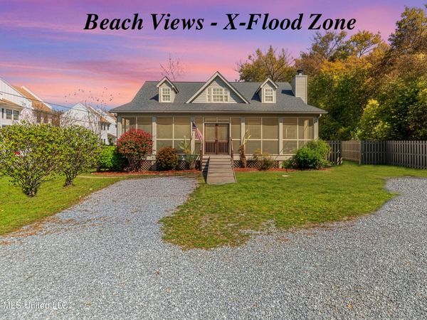 114 Menge Avenue, Pass Christian, MS 39571