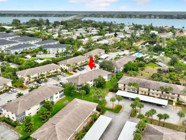 2950 SE Ocean, Unit 135-7, Stuart, FL 34996