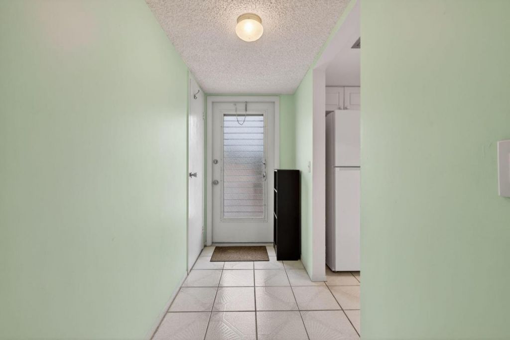 2950 SE Ocean, Unit 135-7, Stuart, FL 34996 Photo