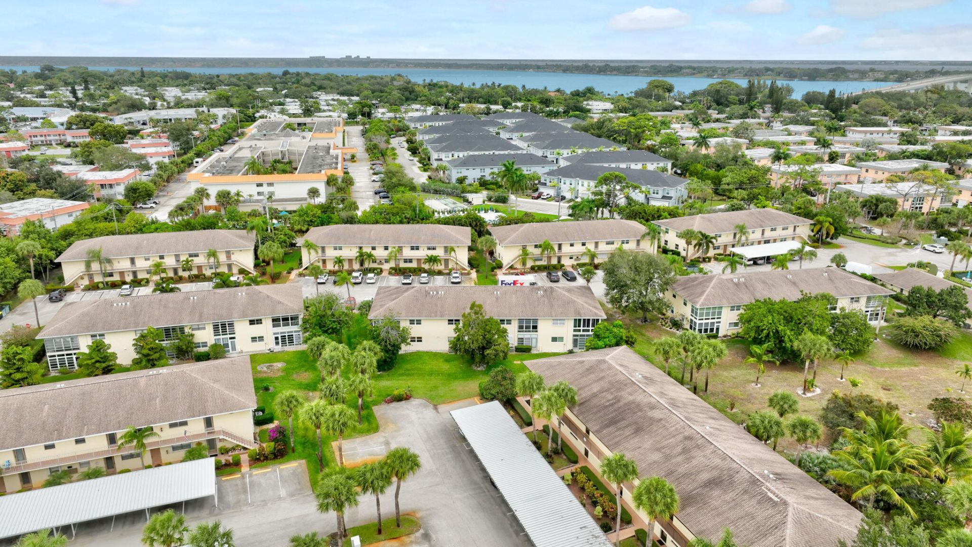 2950 SE Ocean, Unit 135-7, Stuart, FL 34996 Photo