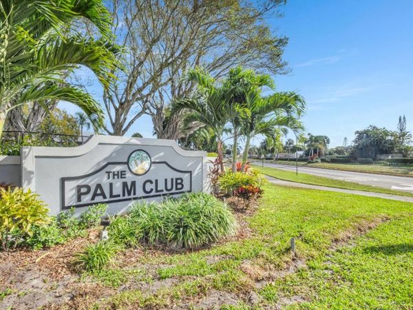 1012 Green Pine Boulevard, Unit H2, West Palm Beach, FL 33409