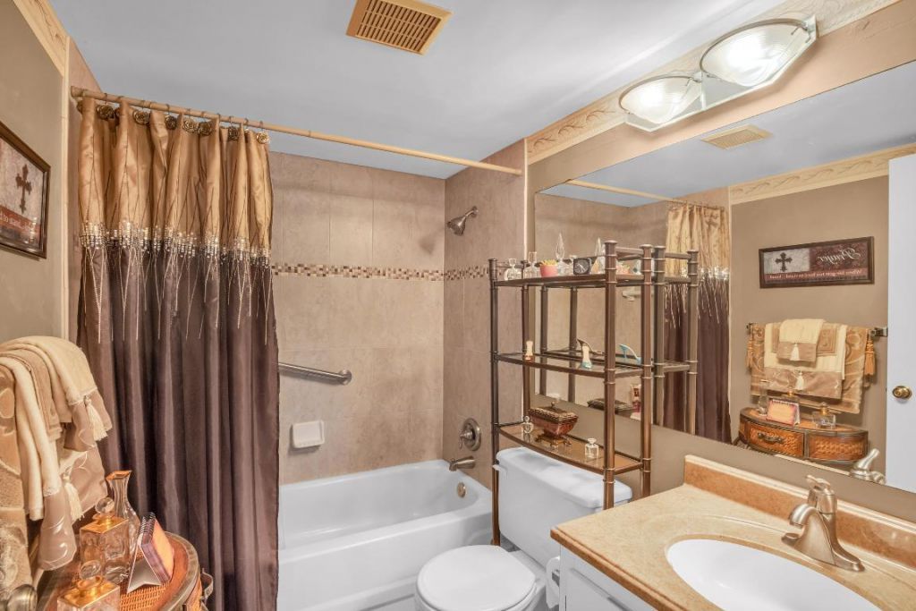 1012 Green Pine Boulevard, Unit H2, West Palm Beach, FL 33409 Photo