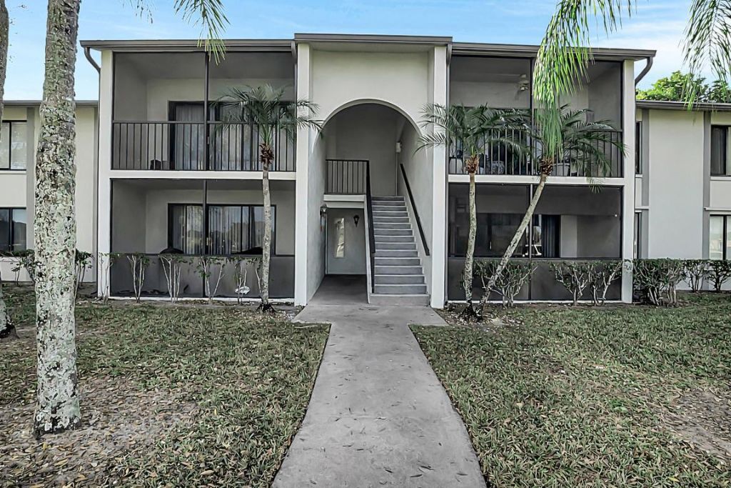 1012 Green Pine Boulevard, Unit H2, West Palm Beach, FL 33409 Photo