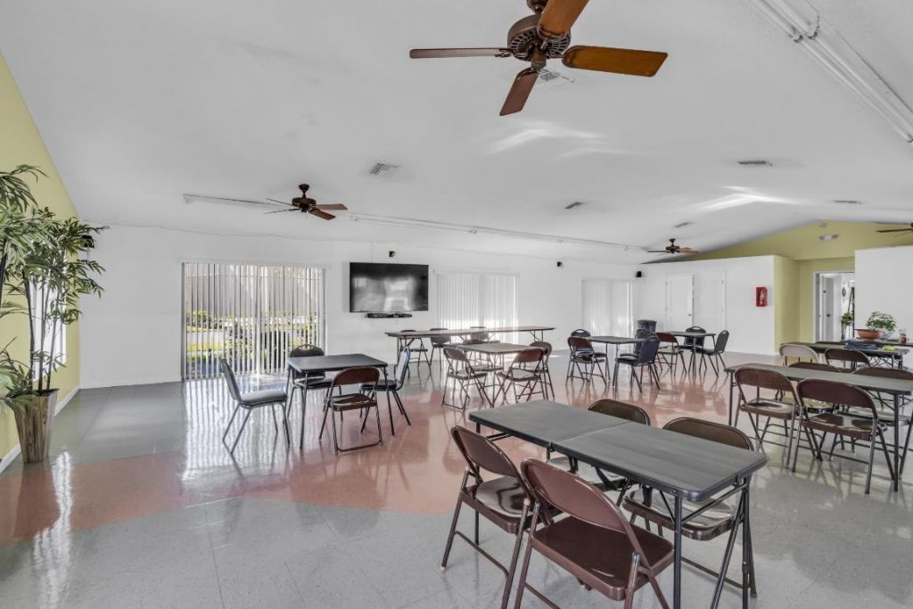 1012 Green Pine Boulevard, Unit H2, West Palm Beach, FL 33409 Photo