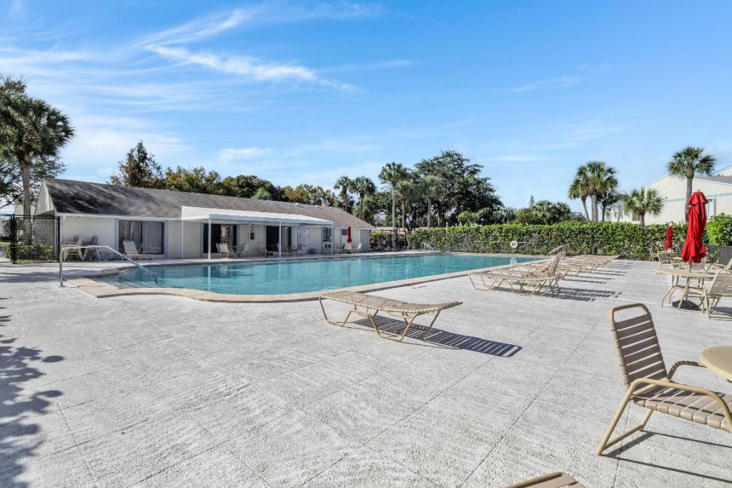 1012 Green Pine Boulevard, Unit H2, West Palm Beach, FL 33409 Photo