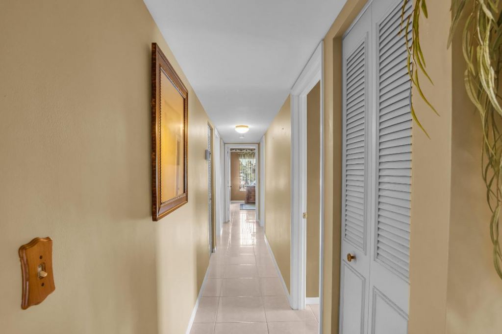 1012 Green Pine Boulevard, Unit H2, West Palm Beach, FL 33409 Photo
