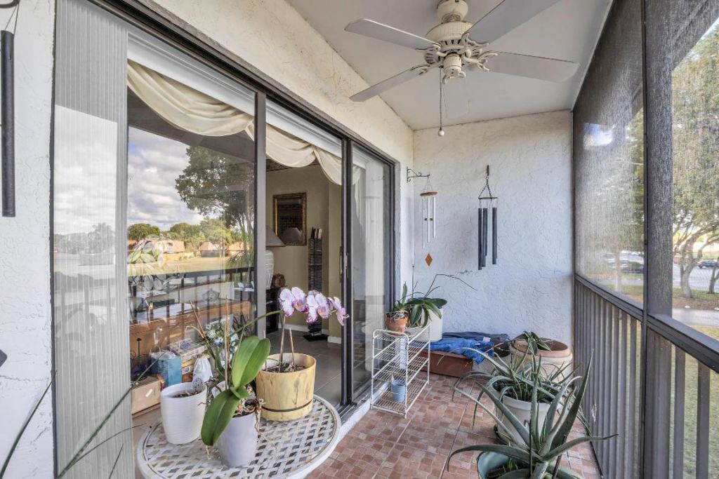 1012 Green Pine Boulevard, Unit H2, West Palm Beach, FL 33409 Photo