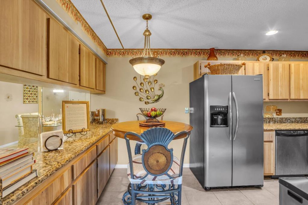 1012 Green Pine Boulevard, Unit H2, West Palm Beach, FL 33409 Photo