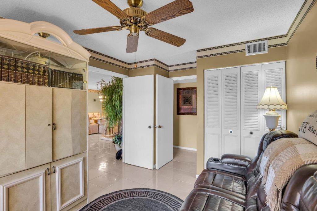 1012 Green Pine Boulevard, Unit H2, West Palm Beach, FL 33409 Photo