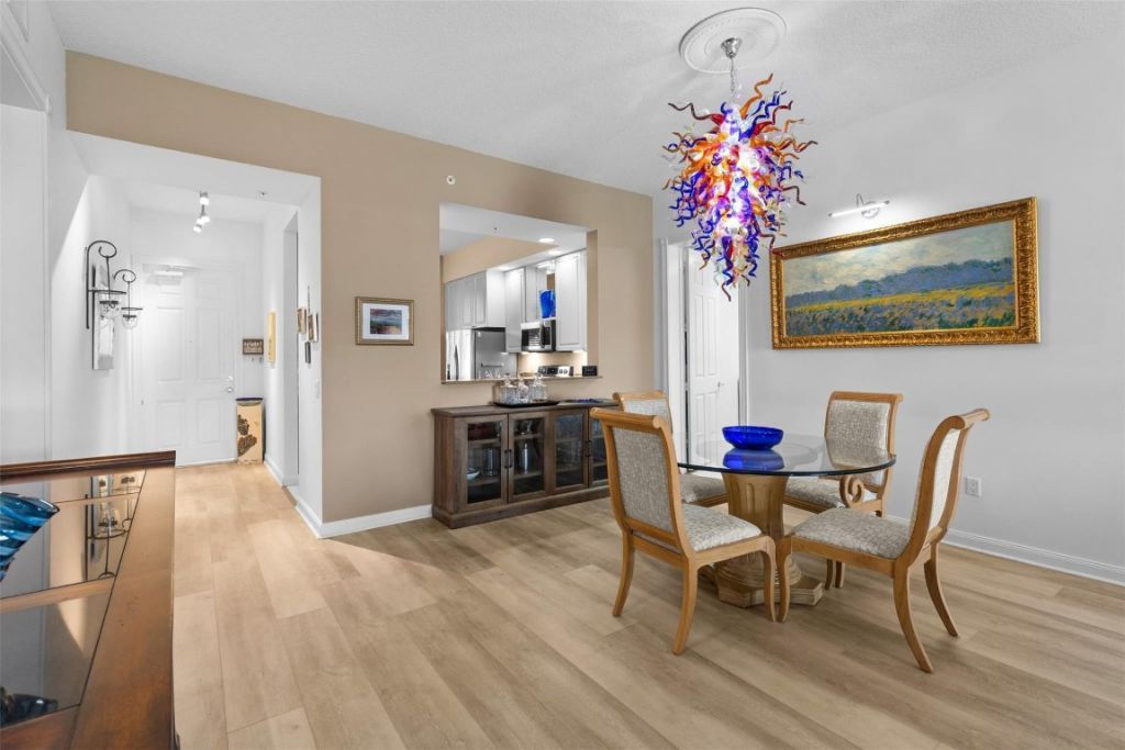 9 Harbour Isle Dr, Unit 102, Hutchinson Island, FL 34949 Photo