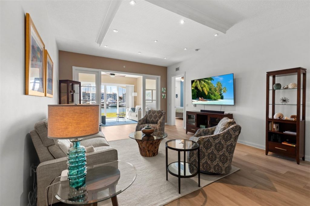 9 Harbour Isle Dr, Unit 102, Hutchinson Island, FL 34949 Photo