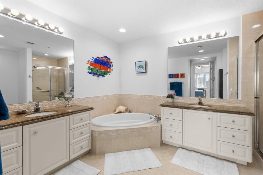 9 Harbour Isle Dr, Unit 102, Hutchinson Island, FL 34949 Photo