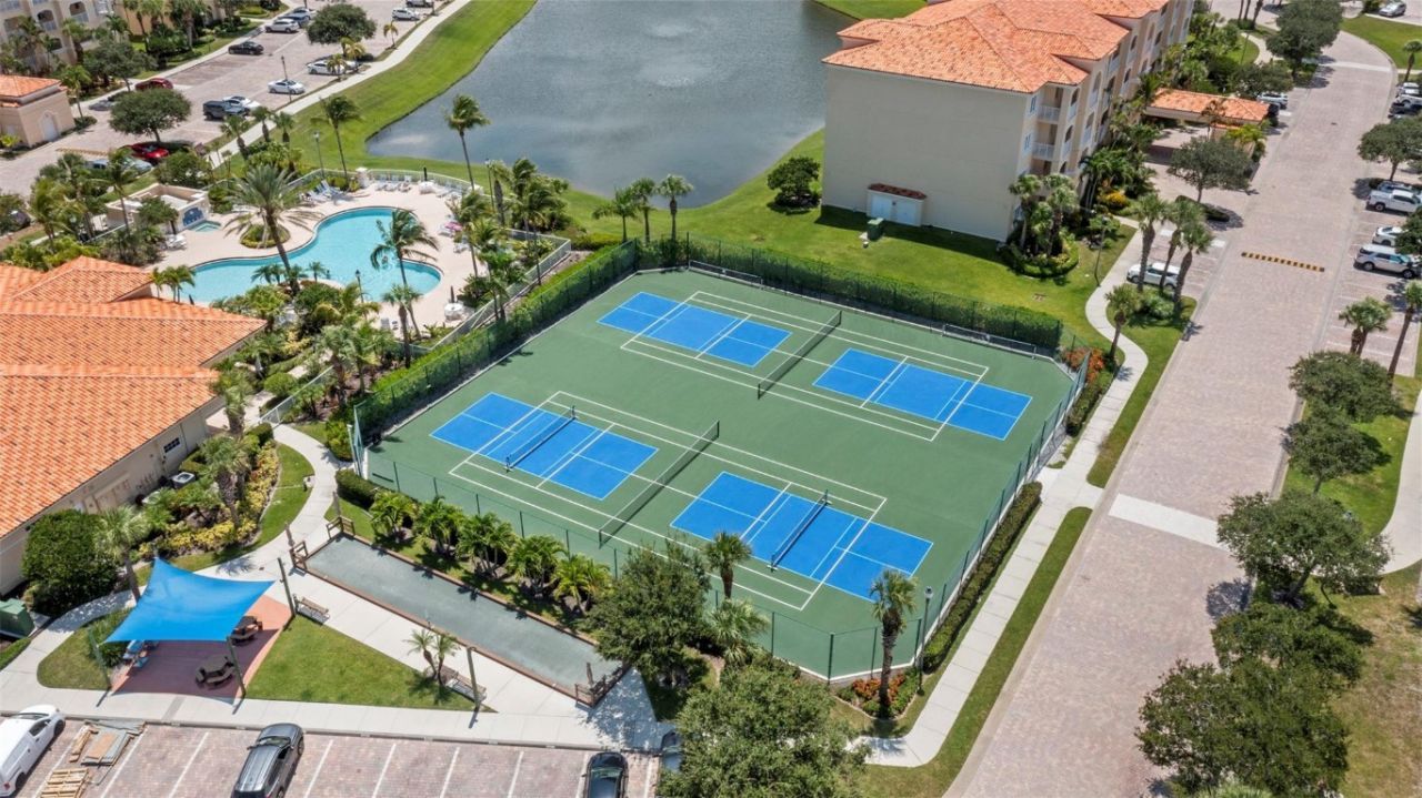 9 Harbour Isle Dr, Unit 102, Hutchinson Island, FL 34949 Photo