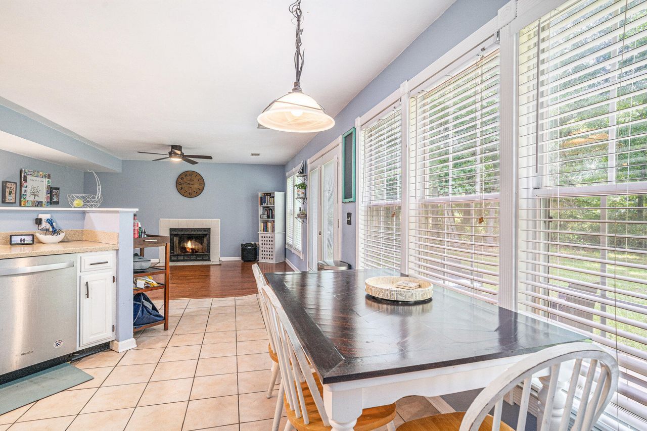 1961 Pebble Creek Court Photo 14