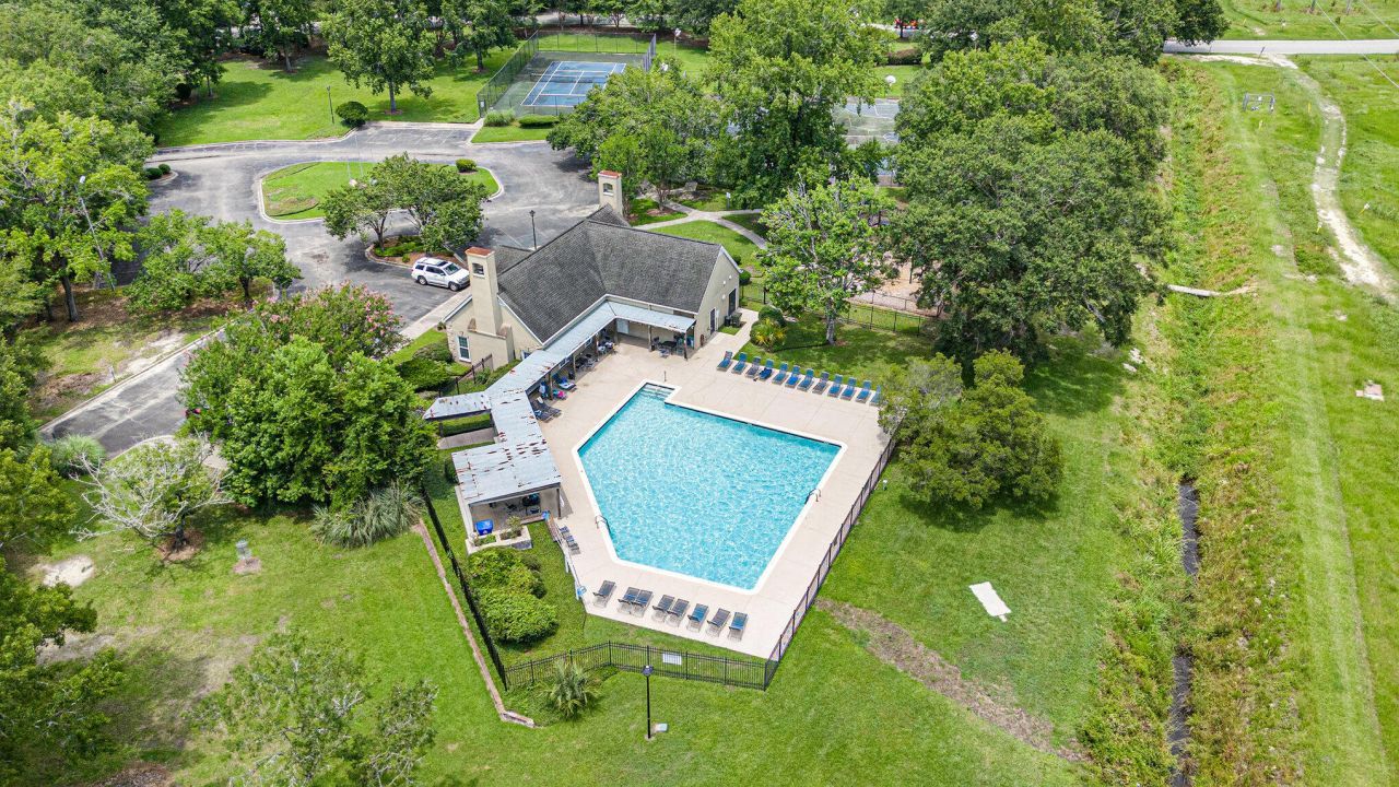 1961 Pebble Creek Court Photo 30