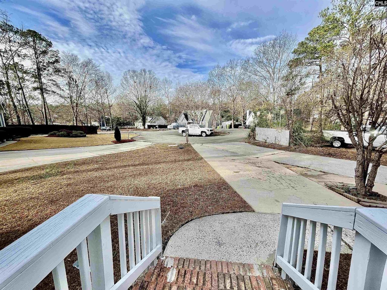 25 Dyers Hall Court Photo 14