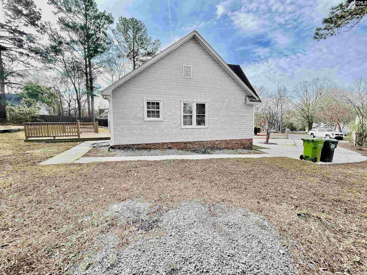 25 Dyers Hall Court Photo 16