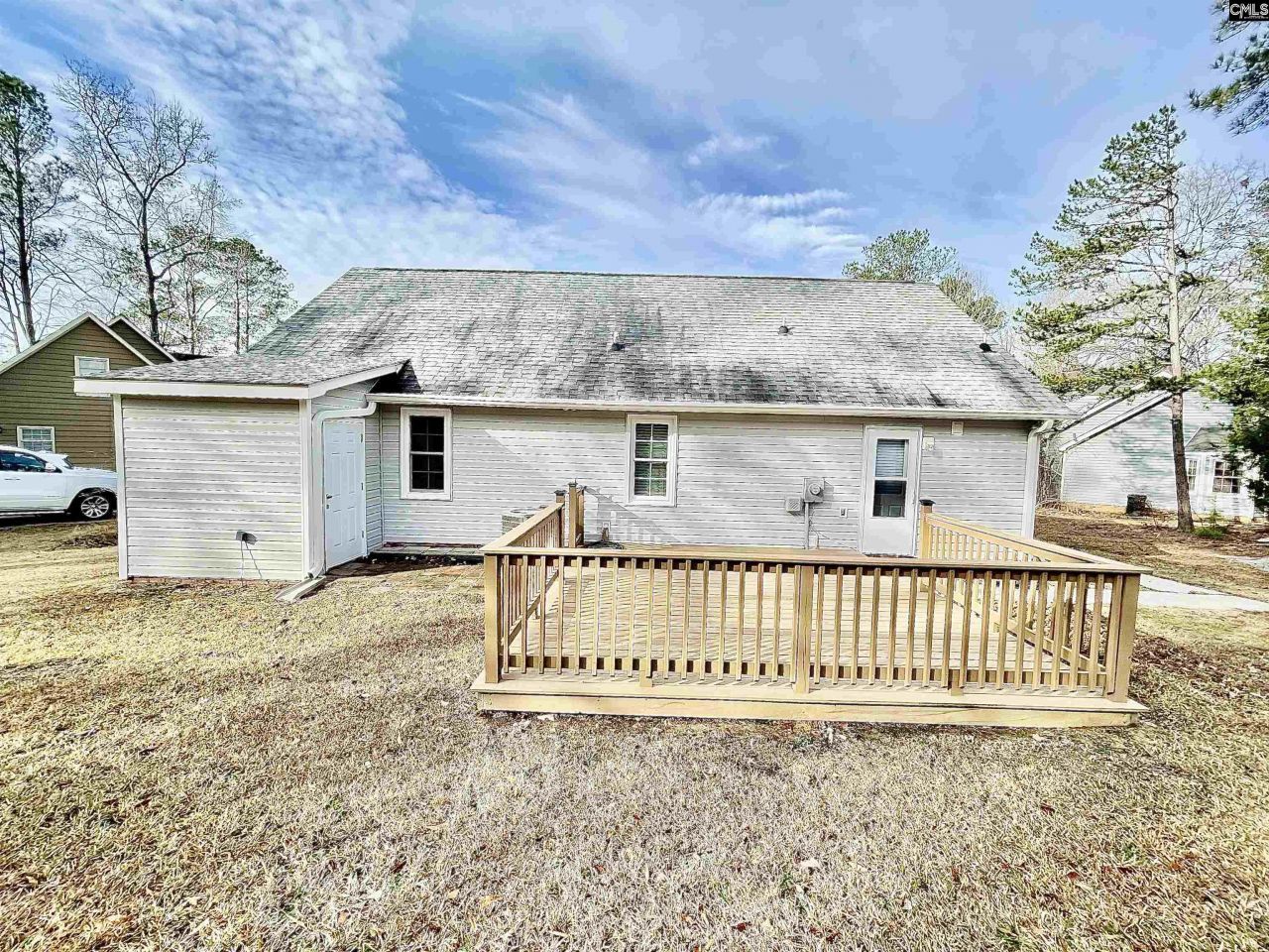 25 Dyers Hall Court Photo 18