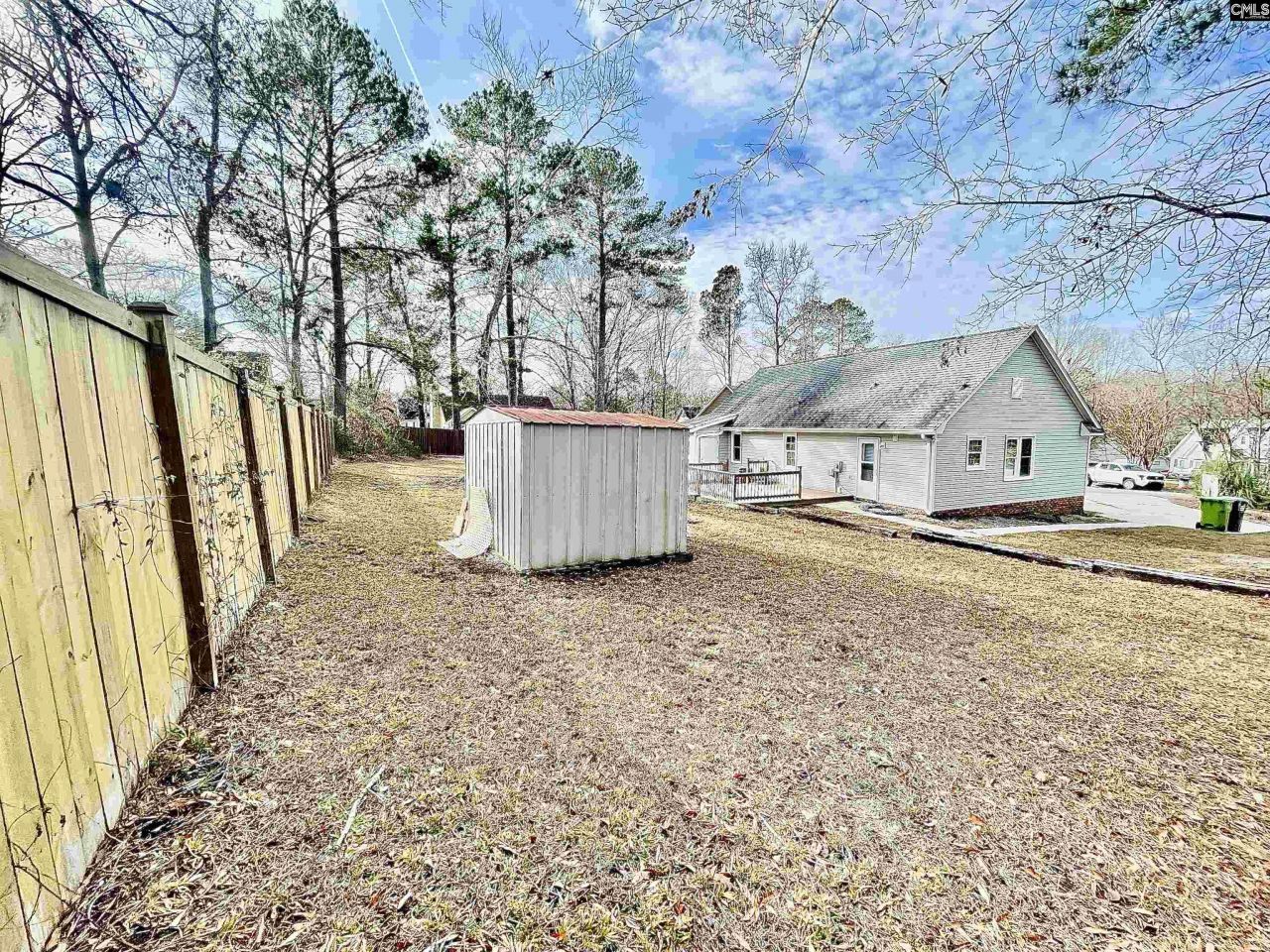 25 Dyers Hall Court Photo 22