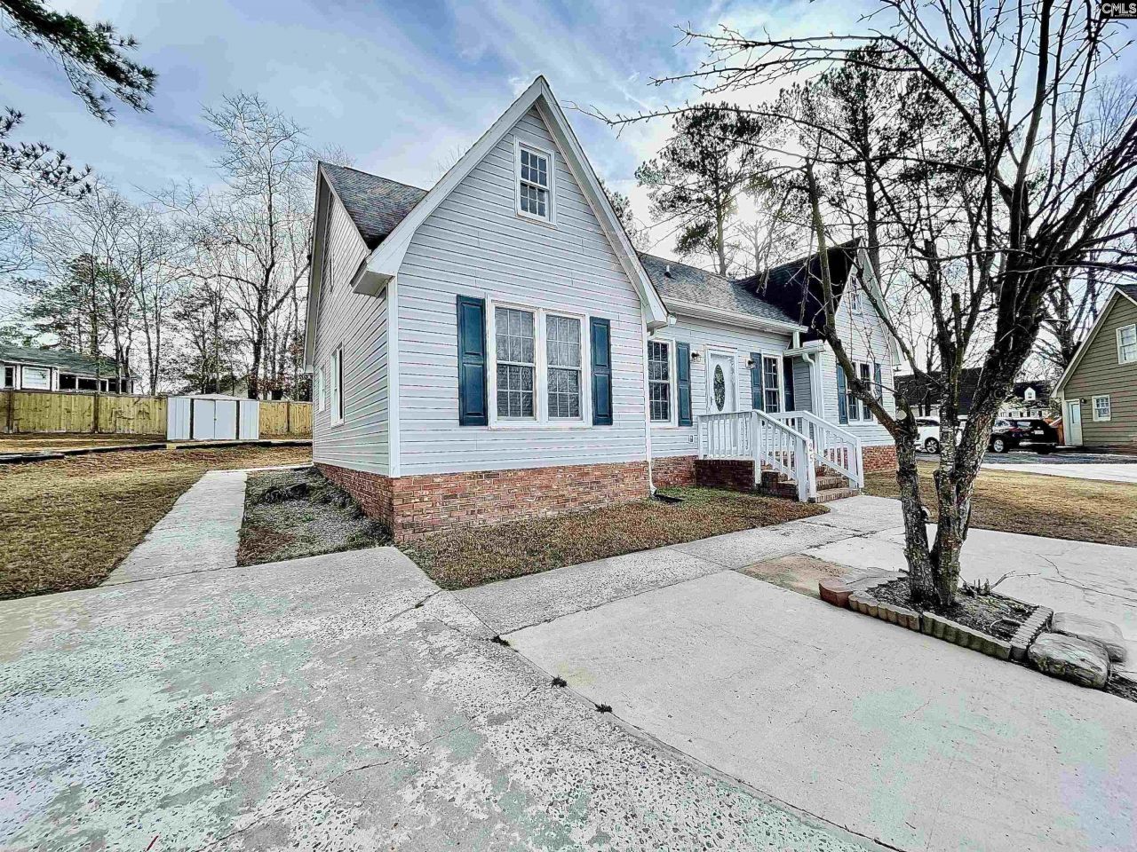 25 Dyers Hall Court Photo 7