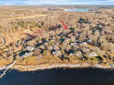 35 Water St, Berkley, MA 02779