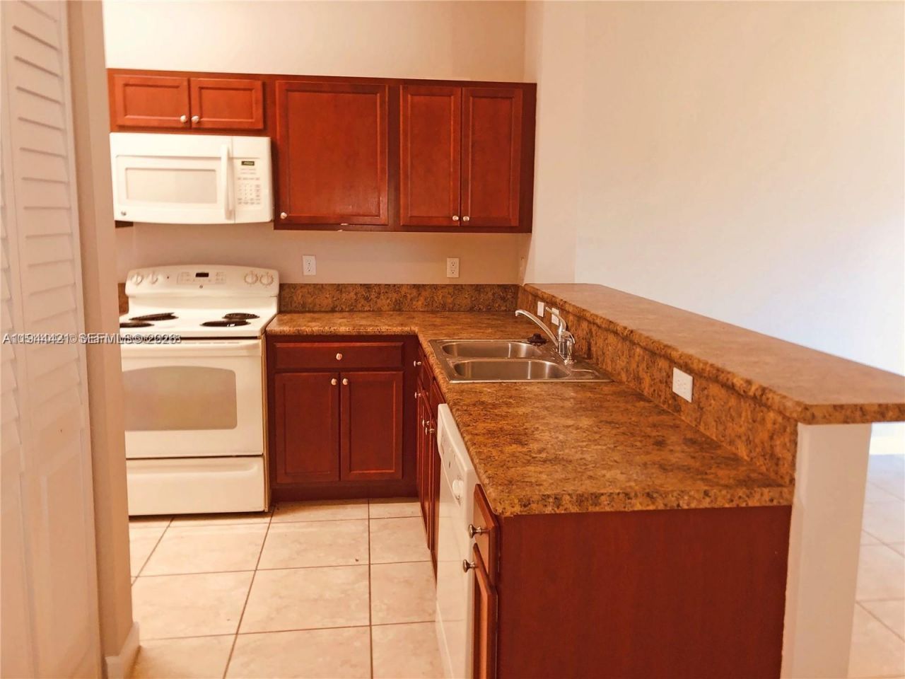 2884 SE 2 Dr, Homestead, FL 33033 Photo