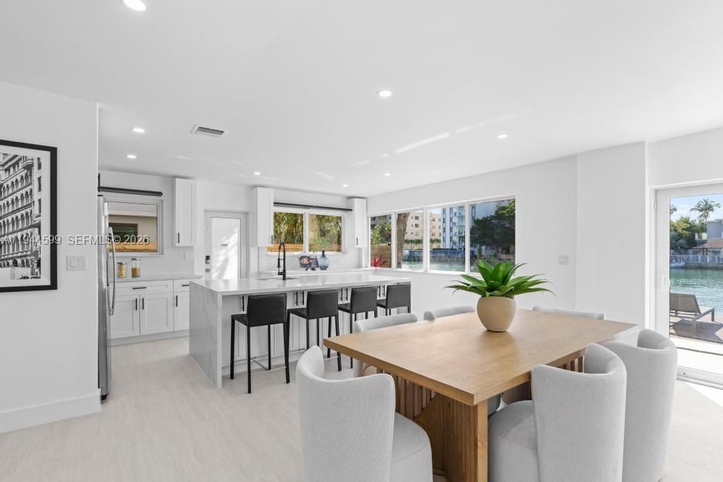 7286 Gary Ave, Miami Beach, FL 33141 Photo