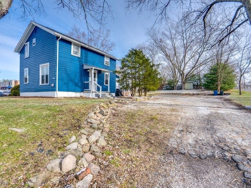 3301 Cormany Road, Akron, OH 44319 Photo 3