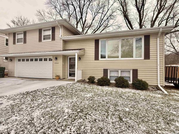 4900 LORRAINE AVENUE, Sioux City, IA 51106