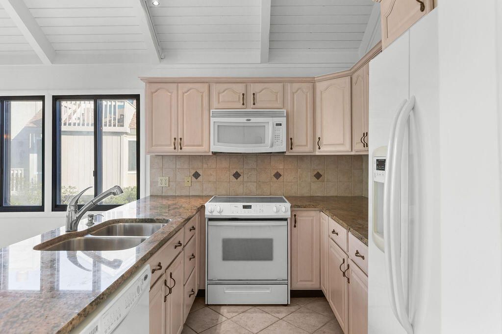 908 Sealoft Villa Drive Photo 17