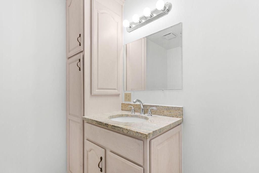 908 Sealoft Villa Drive Photo 26